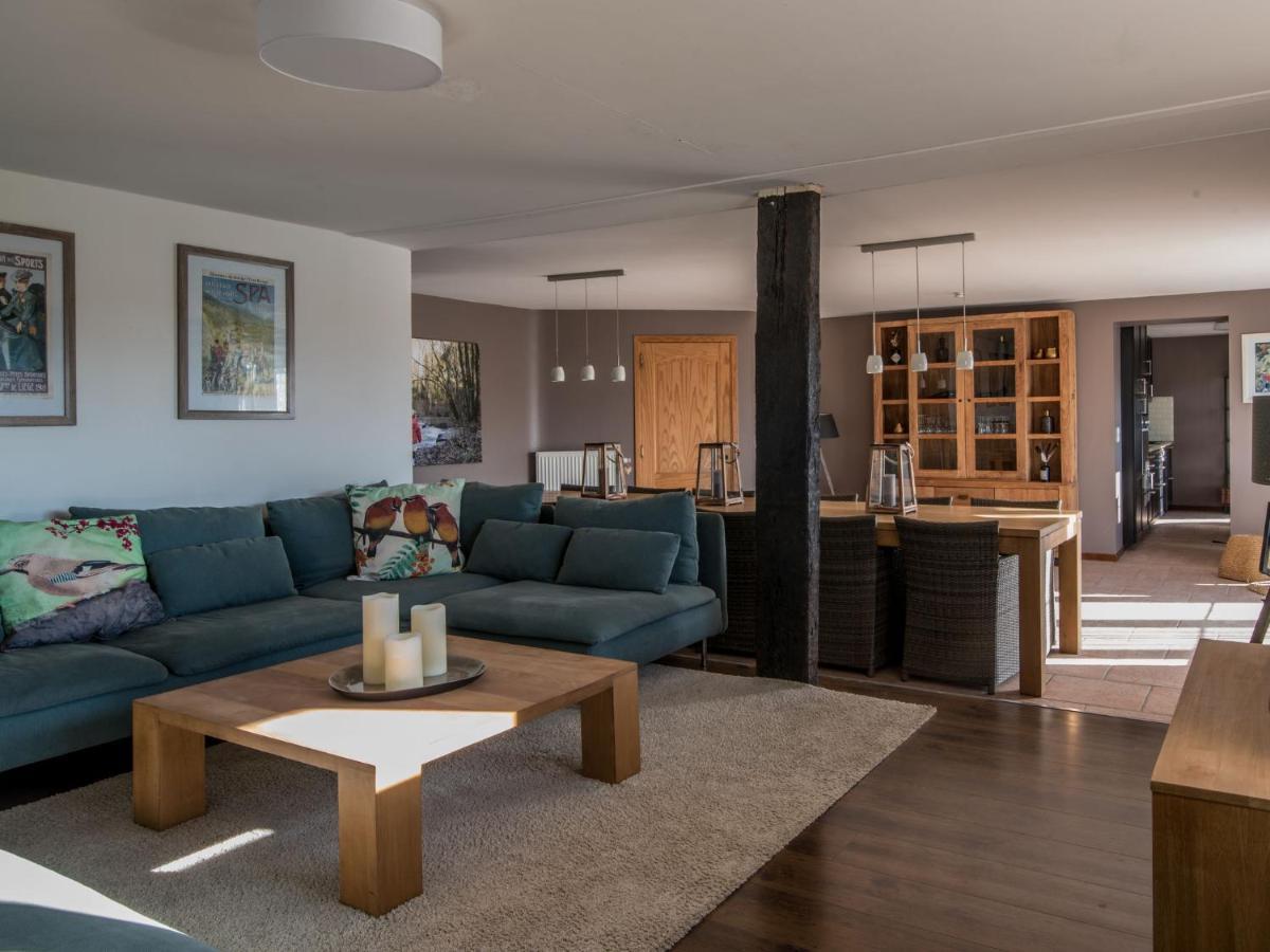 Cetturu Leuk Huis Met Zwembad מראה חיצוני תמונה